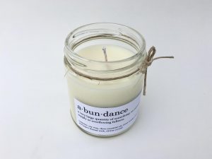 abundance crystal soy candle